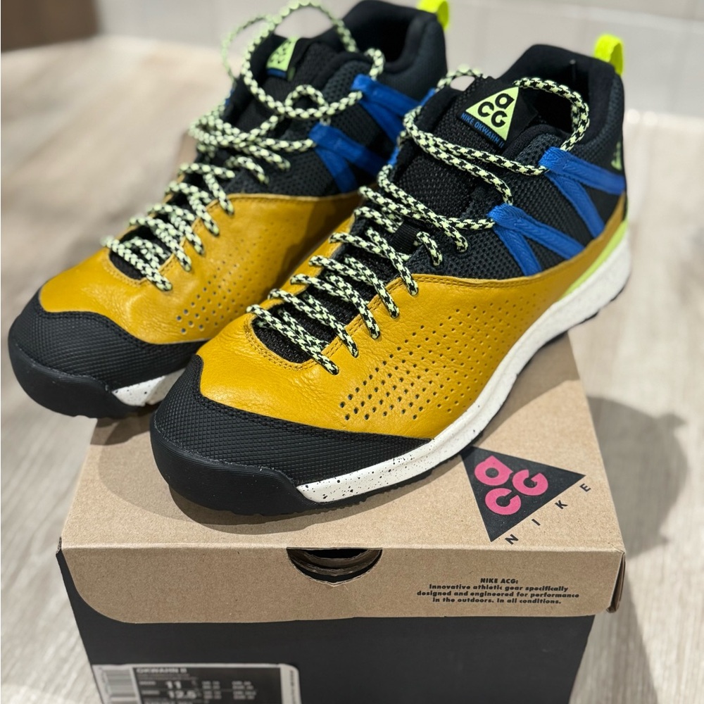 Nike ACG Men's Yellow, Black, and Blue Athletic Shoes